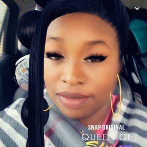 Meet your Posher, Jasmine